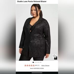 Torrid Studio Luxe Ponte Size 0 Black Snakeskin Textured Blazer